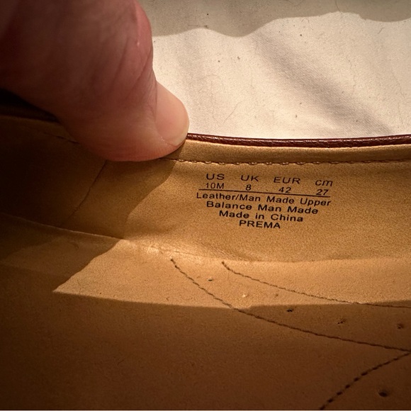 Naturalizer brown on brown wingtip style pump - Picture 6 of 7